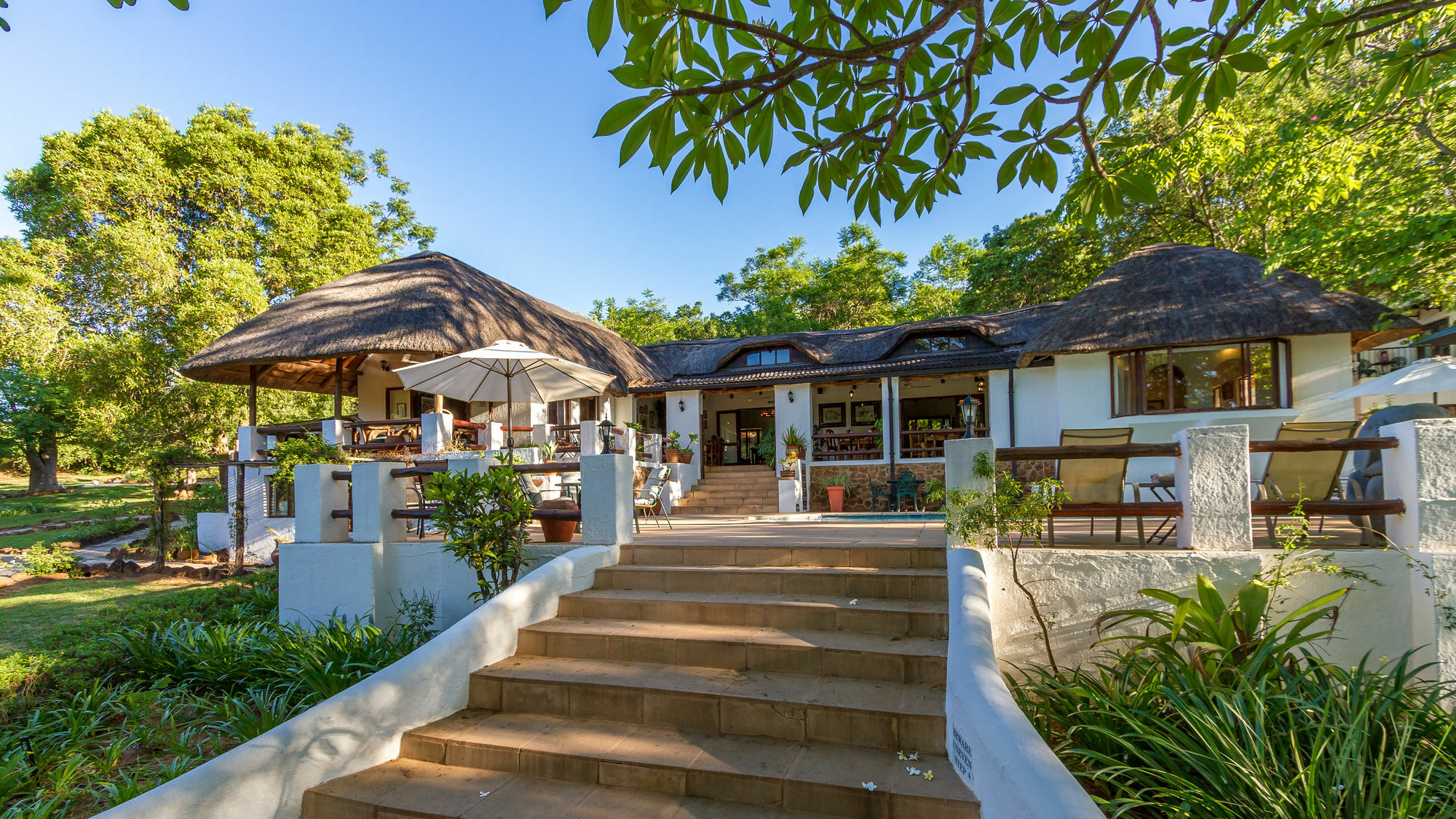 Rissington Inn Хейзивью Экстерьер фото